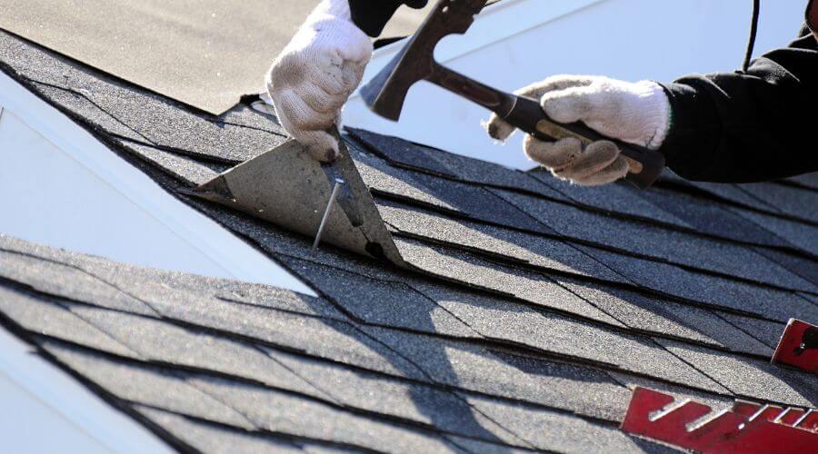 Expert Emergency Roof Repairs services in La Porte City, IA